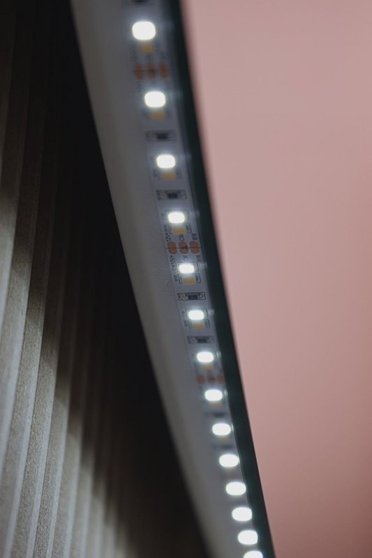 Зеркало Art&Max Como 70x100 с подсветкой