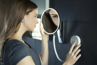 Косметическое зеркало Keuco iLook Move 17612 2 019000 с подсветкой, телескопическое, поворотное, хром