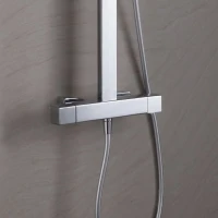 Душевая стойка Jacob Delafon Strayt E98321-CP Душевая стойка Jacob Delafon Strayt E98321-CP