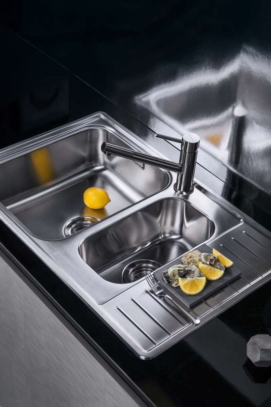 Комплект Мойка Omoikiri Sagami 79-2-IN + Измельчитель Nagare 500