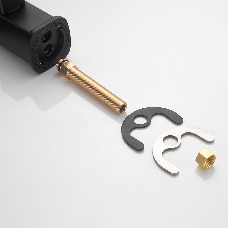 Смеситель на борт ванны Shevanik S9912H черный