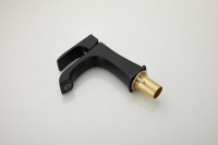 Смеситель для раковины BELZ B507 B10507-7 черный Смеситель для раковины BELZ B507 B10507-7 черный