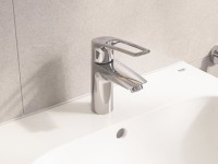 Смеситель для раковины Grohe Eurosmart 23980003