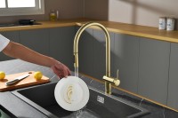 Смеситель для кухни AQUAme Cucina с выдвижным изливом AQM9901BG