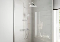 Душевая стойка Hansgrohe Vernis Shape 26318000 Showerpipe 200 1jet Green с термостатом, хром