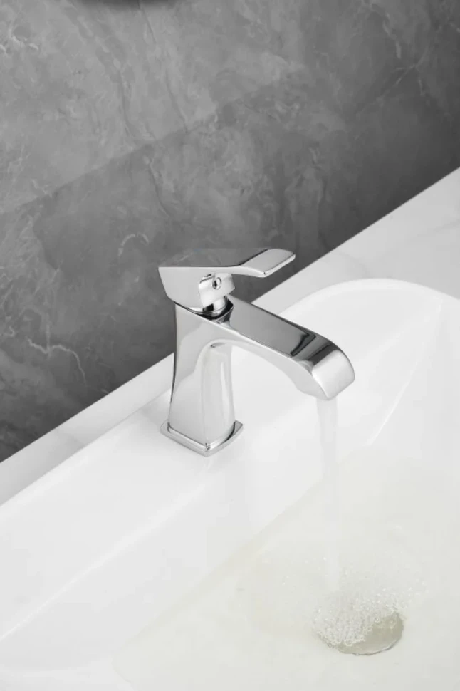 Смеситель для раковины BELZ B507 B10507 хром