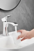 Смеситель для раковины BELZ B507 B10507 хром