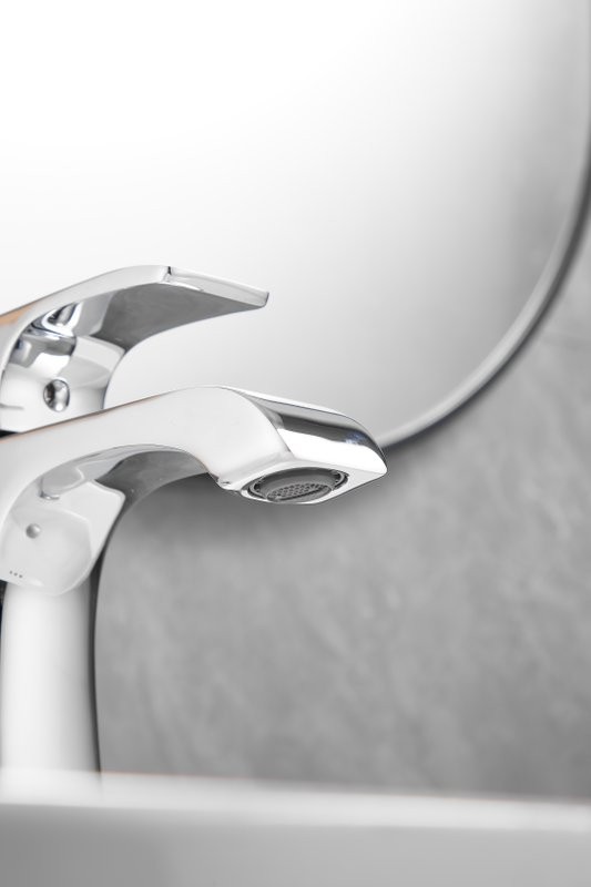 Смеситель для раковины BELZ B507 B10507 хром