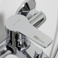 Смеситель для ванны с душем Wasserkraft Rhin 4401