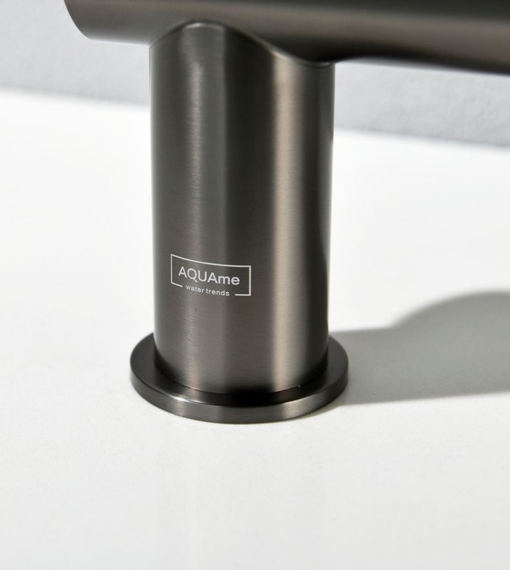 Смеситель для кухни AQUAme Cucina с выдвижным изливом AQM9901GM