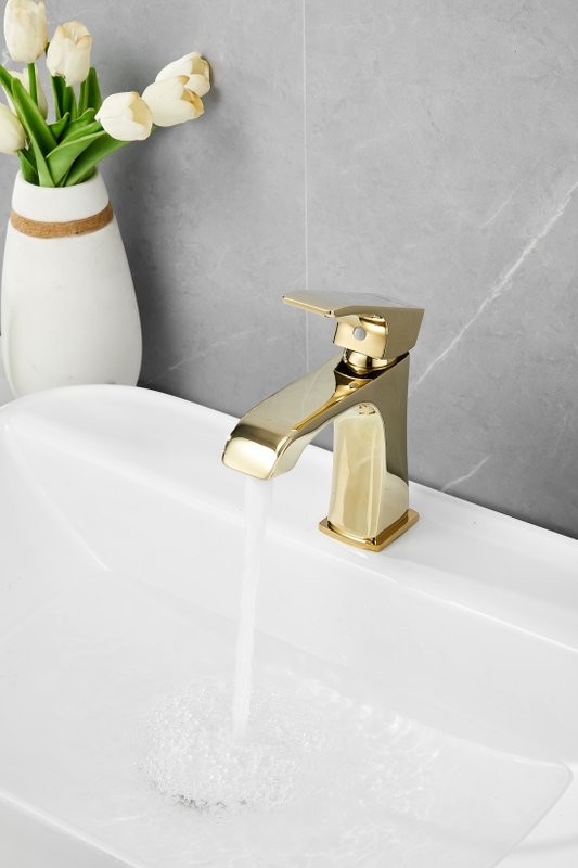 Смеситель для раковины BELZ B507 B10507-5 золото