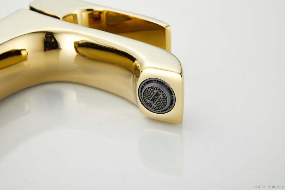 Смеситель для раковины BELZ B507 B10507-5 золото