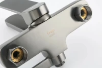 Смеситель для ванны с душем Frap H62 F3262-9 оружейная сталь Смеситель для ванны с душем Frap H62 F3262-9 оружейная сталь