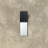 Крючок IDDIS Slide SLIGM10i41 одинарный, графитовый Крючок IDDIS Slide SLIGM10i41 одинарный, графитовый