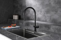 Смеситель для кухни AQUAme Cucina с выдвижным изливом AQM9901MB