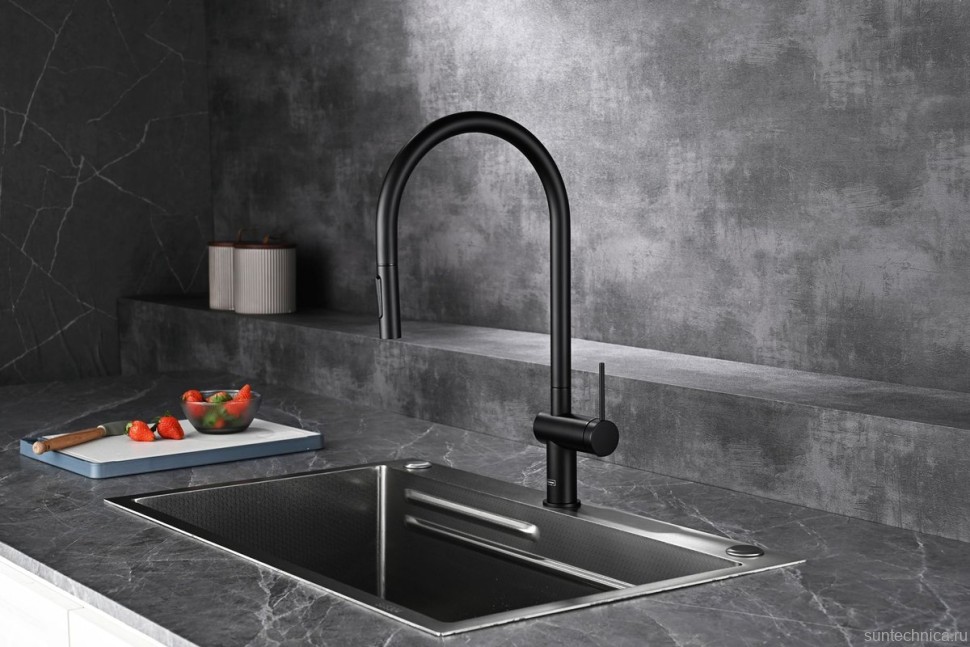 Смеситель для кухни AQUAme Cucina с выдвижным изливом AQM9901MB