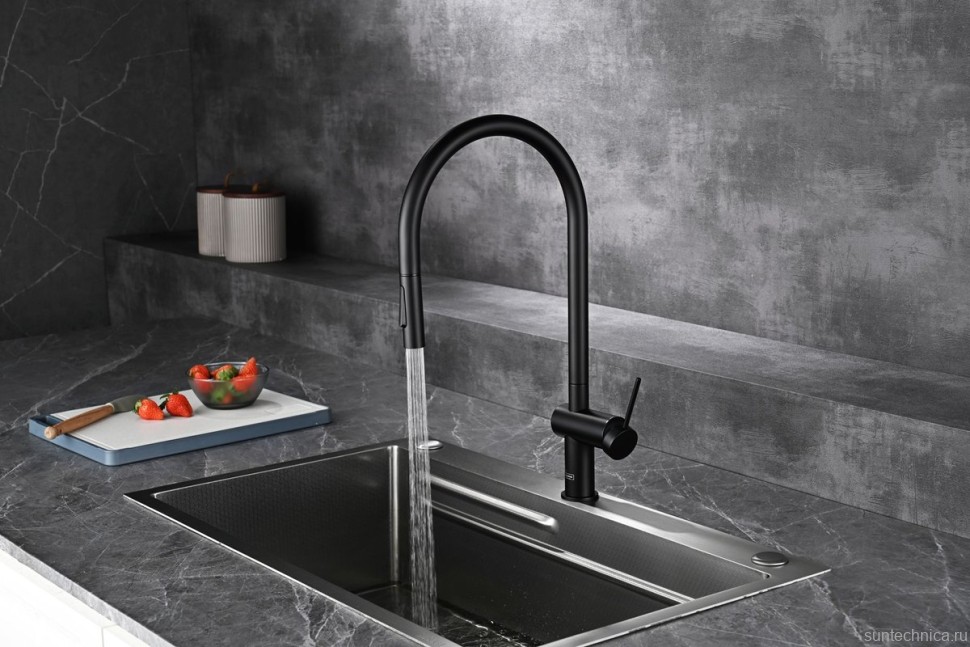Смеситель для кухни AQUAme Cucina с выдвижным изливом AQM9901MB