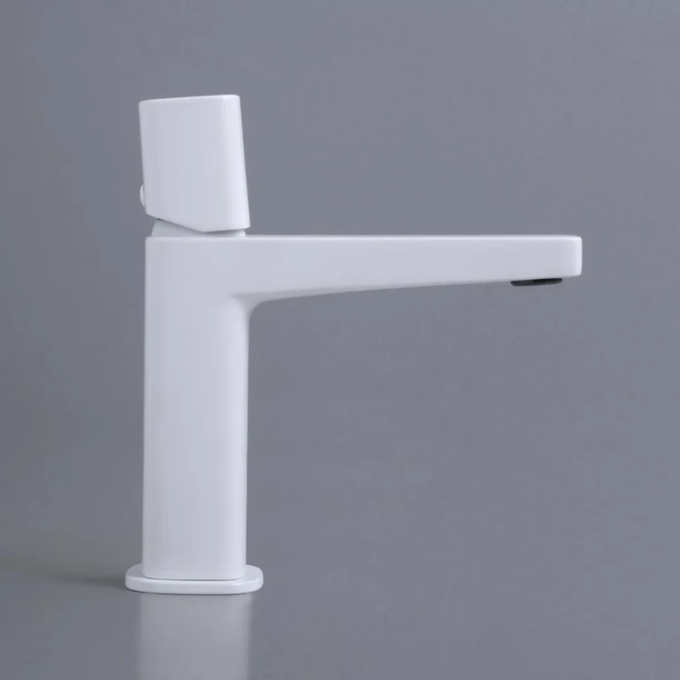 Смеситель для раковины Wasserkraft Saale 9503 белый soft-touch