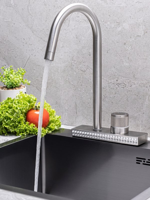 Смеситель для кухни РМС SUS130-017F нержавеющая сталь