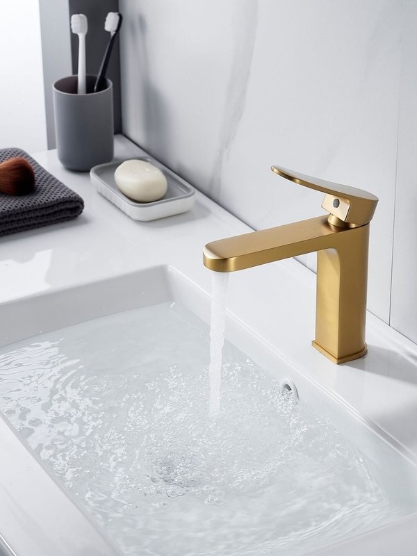 Смеситель для раковины Shevanik S4501G, золотой сатин