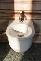 Биде подвесное Laufen The New Classic 8.3085.1.000.302.1