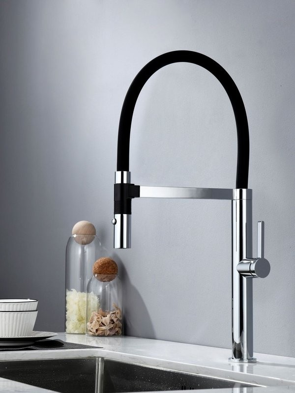 Смеситель для кухни AQUAme Cucina с гибким изливом AQM9904CR