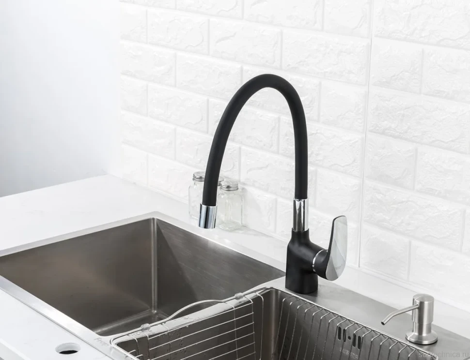 Смеситель для кухни Frap F4453-04 с гибким изливом, черный