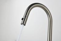 Смеситель для кухни AQUAme Cucina с выдвижным изливом AQM9905BN