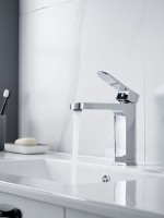 Смеситель для раковины Shevanik S4501, хром Смеситель для раковины Shevanik S4501, хром