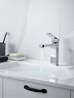 Смеситель для раковины Shevanik S4501, хром Смеситель для раковины Shevanik S4501, хром