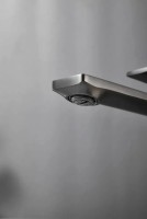 Смеситель для раковины BELZ B11709-3 оружейная сталь Смеситель для раковины BELZ B11709-3 оружейная сталь