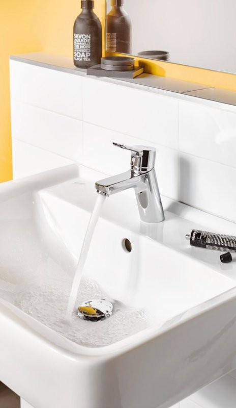 Смеситель для раковины Kludi Pure&Easy 372750565 для безнапорных водонагревателей