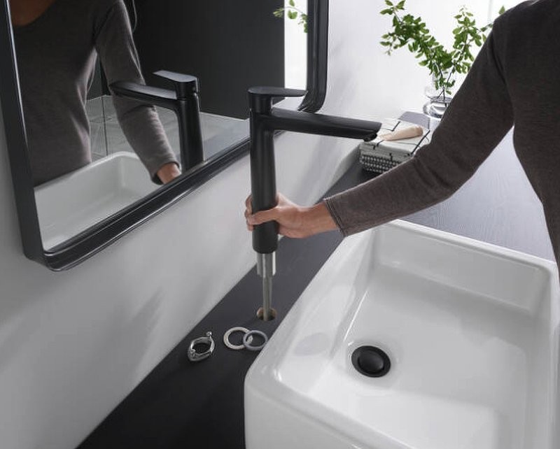 Смеситель для раковины Hansgrohe Talis E 240 71716670 с донным клапаном, матовый черный