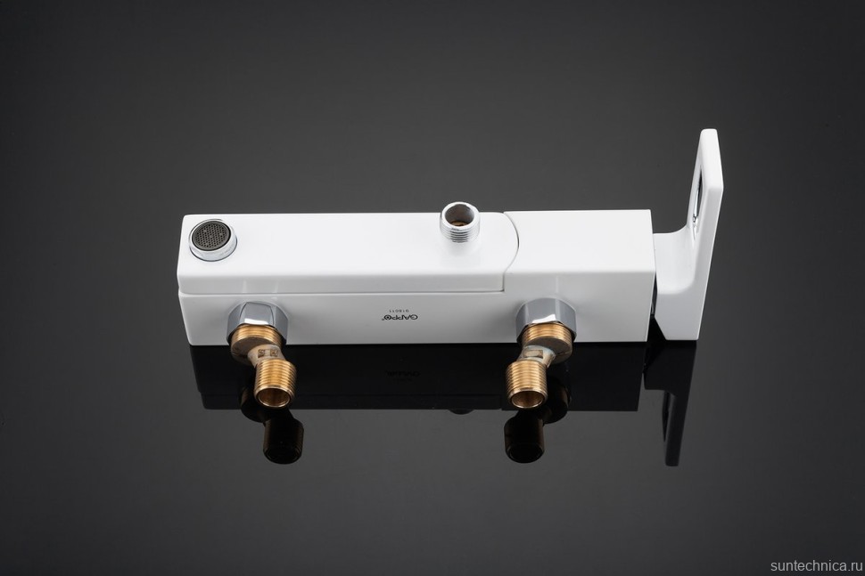 Смеситель для ванны с душем Gappo G17-8 G3217-8 белый, хром