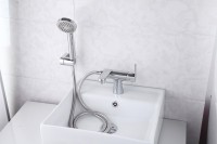 Смеситель для раковины Frap F1252 с гигиеническим душем