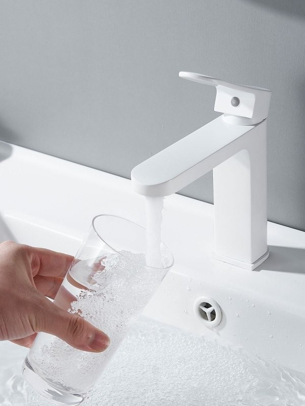 Смеситель для раковины Shevanik S4501C, белый