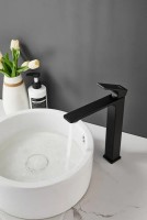 Смеситель для раковины BELZ B11709-7 черный