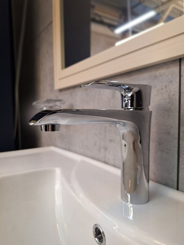 Смеситель для раковины AltroBagno Costanza 0133 Cr хром