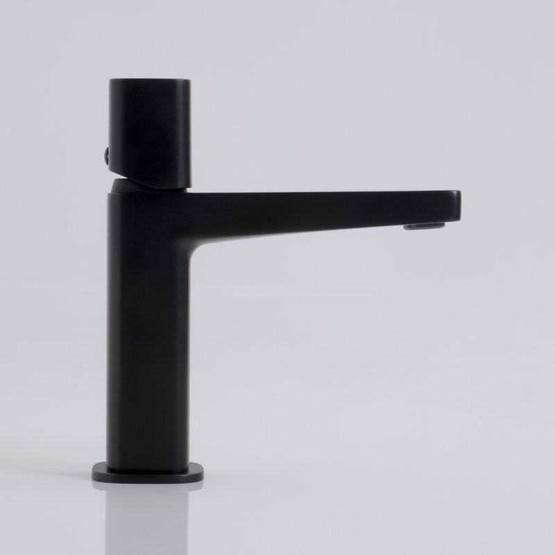 Смеситель для раковины Wasserkraft Nuthe 9103 черный soft-touch