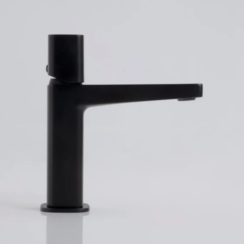 Смеситель для раковины Wasserkraft Nuthe 9103 черный soft-touch