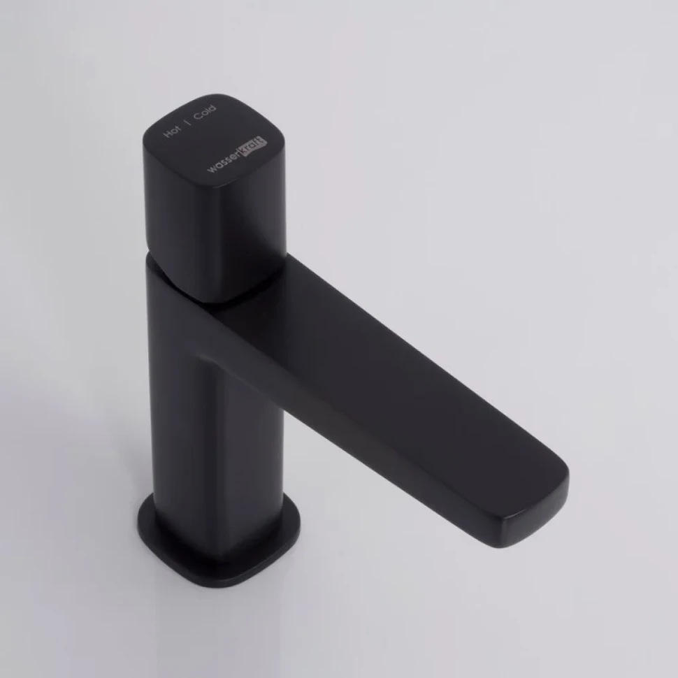 Смеситель для раковины Wasserkraft Nuthe 9103 черный soft-touch