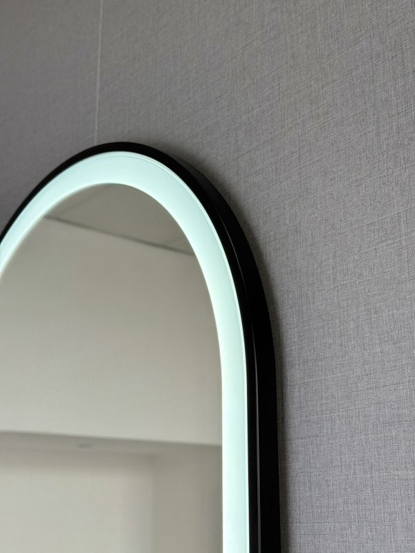 Зеркало Alavann Wave 52х92 см, с подсветкой