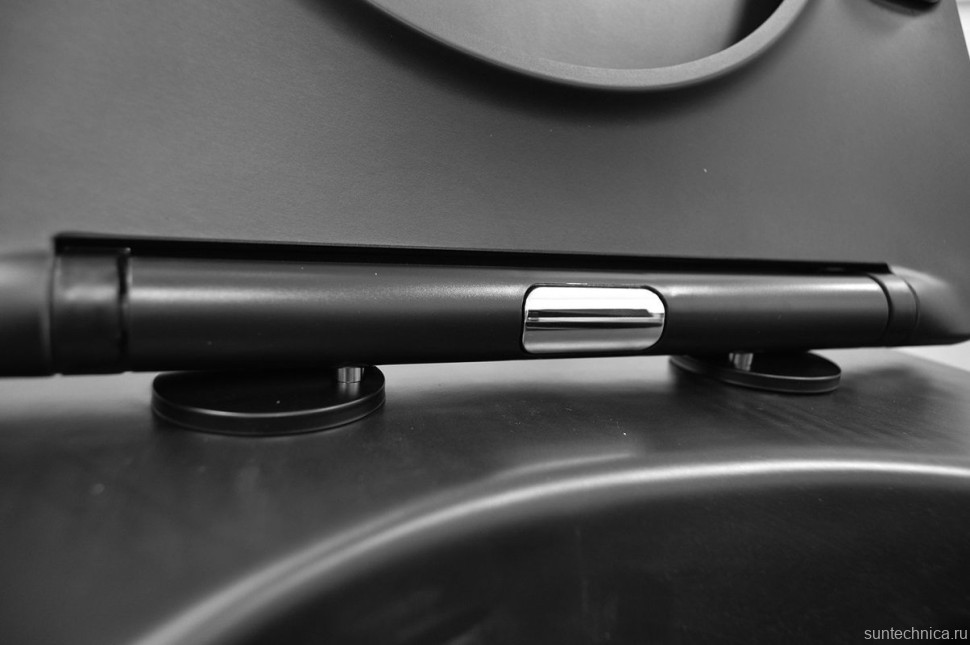 Унитаз подвесной Azario Gloria AZ-2003MB безободковый чёрный матовый