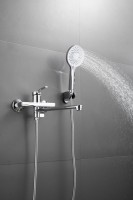 Смеситель с длинным изливом для ванны BELZ B22612 хром