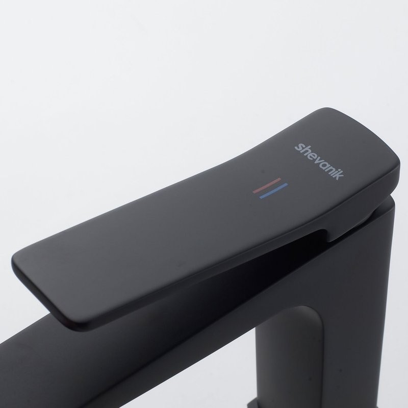 Смеситель для раковины Shevanik S4601H, черный