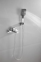 Смеситель для ванны с душем BELZ B658 B60658 хром