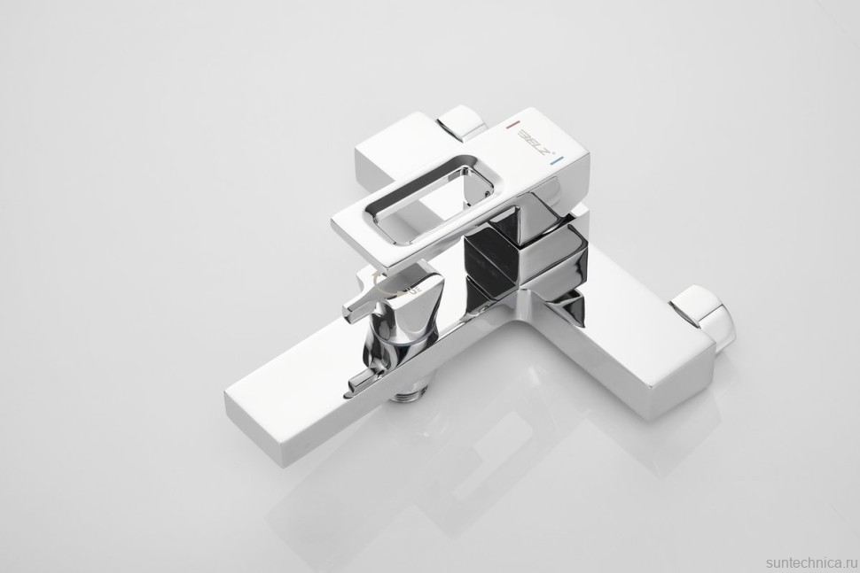 Смеситель для ванны с душем BELZ B658 B60658 хром