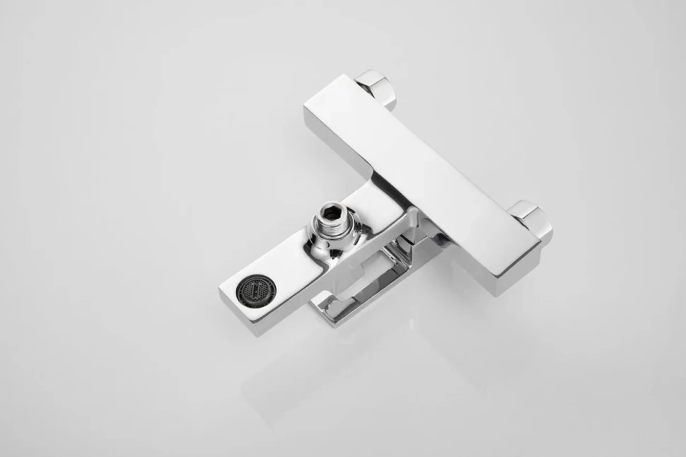 Смеситель для ванны с душем BELZ B658 B60658 хром