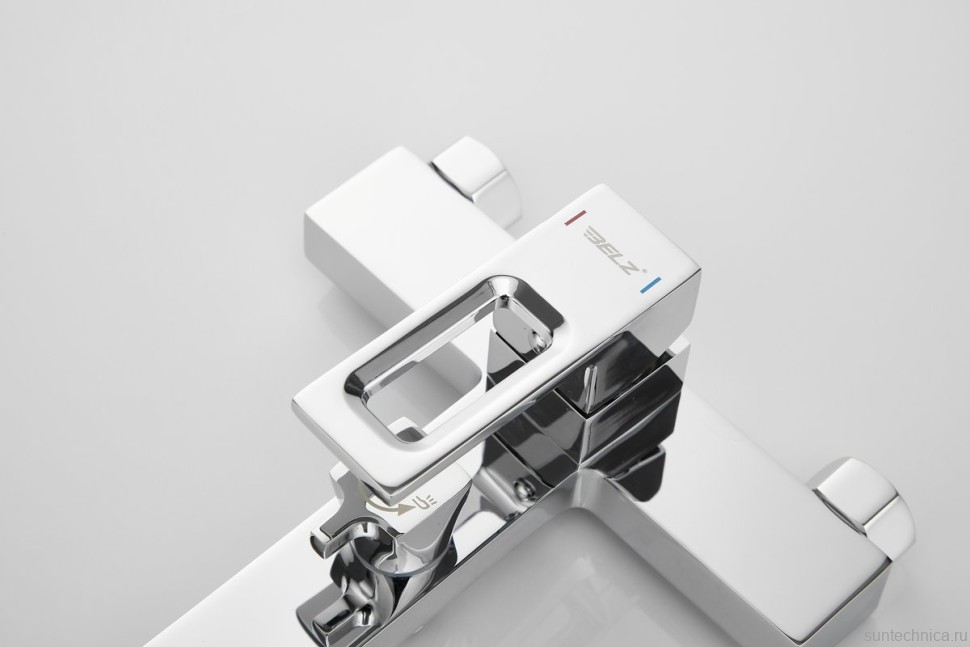 Смеситель для ванны с душем BELZ B658 B60658 хром