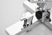 Смеситель для ванны с душем BELZ B658 B60658 хром